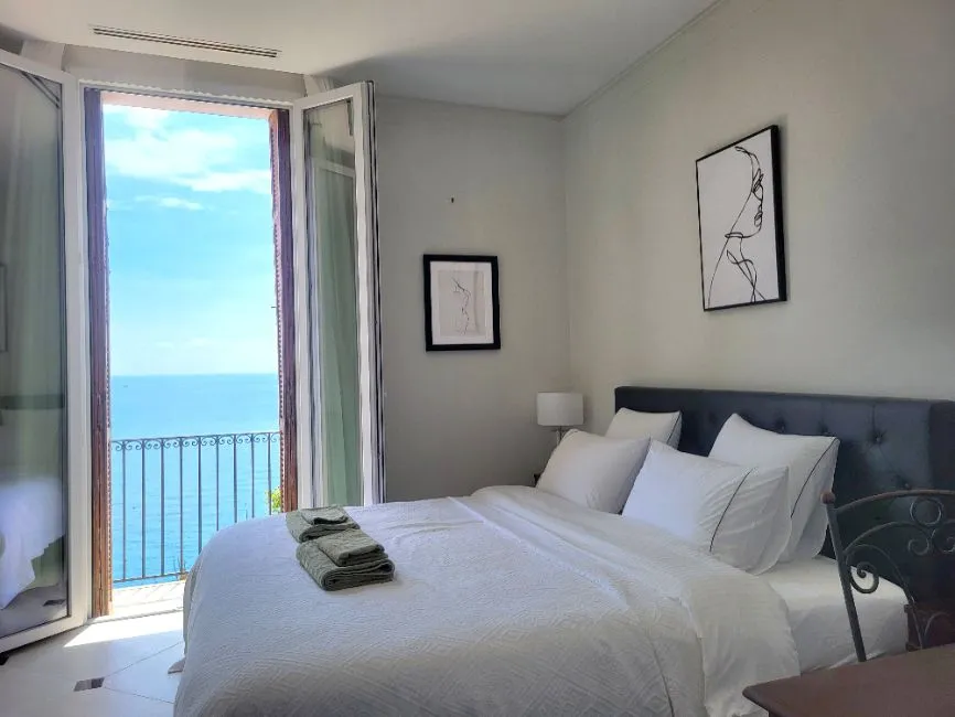Appartement À Vendre - 06190 Roquebrune-Cap-Martin  FR Image 2
