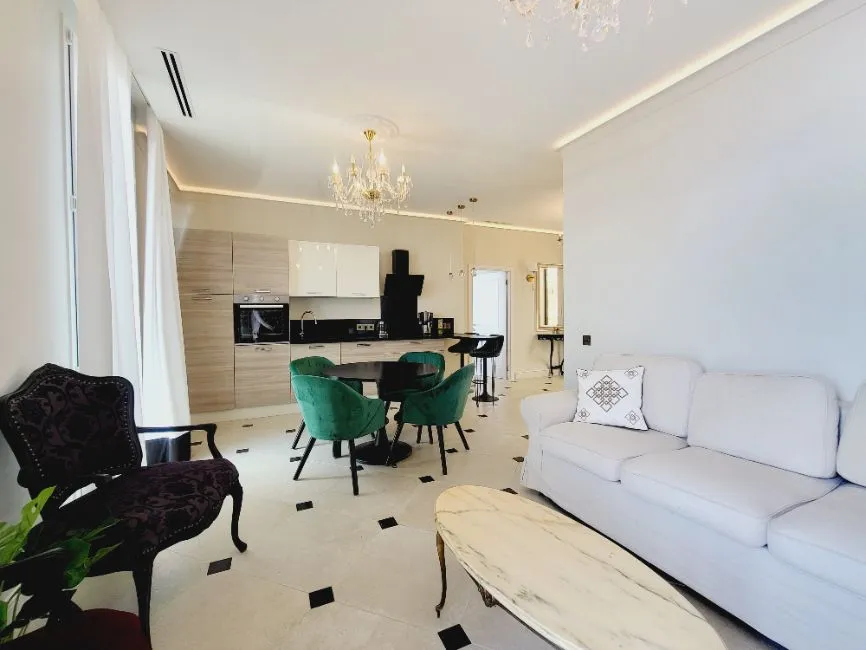 Appartement À Vendre - 06190 Roquebrune-Cap-Martin  FR Image 9